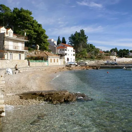 With A Parking Space Bol, Brac - 5641 * Bol