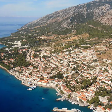 Apartman With A Parking Space Bol, Brac - 5641