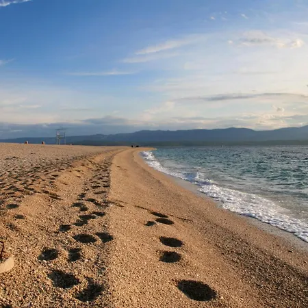 With A Parking Space Bol, Brac - 5641 Apartman Bol